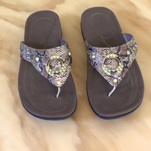 ABEO Sandals Sunrise Snake Print Size 9 Like New - Picture 4 of 16